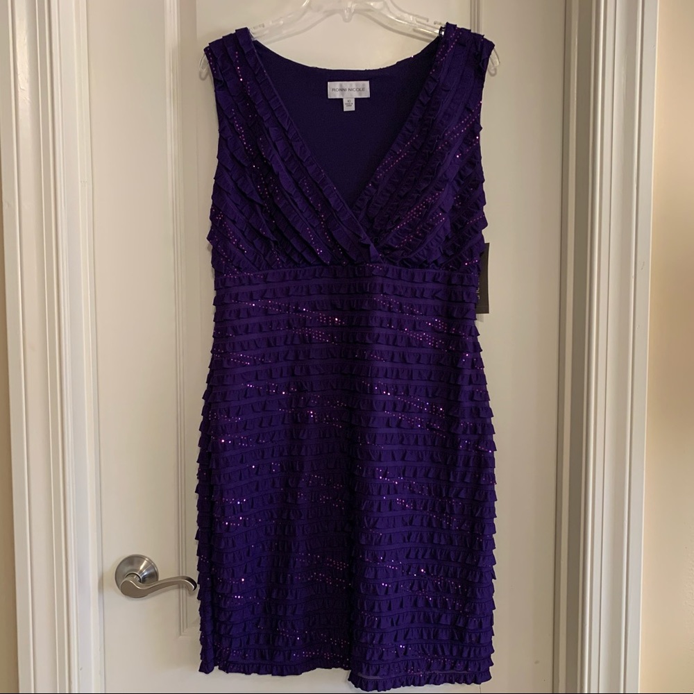 Ronni Nicole Sleeveless purple Dress